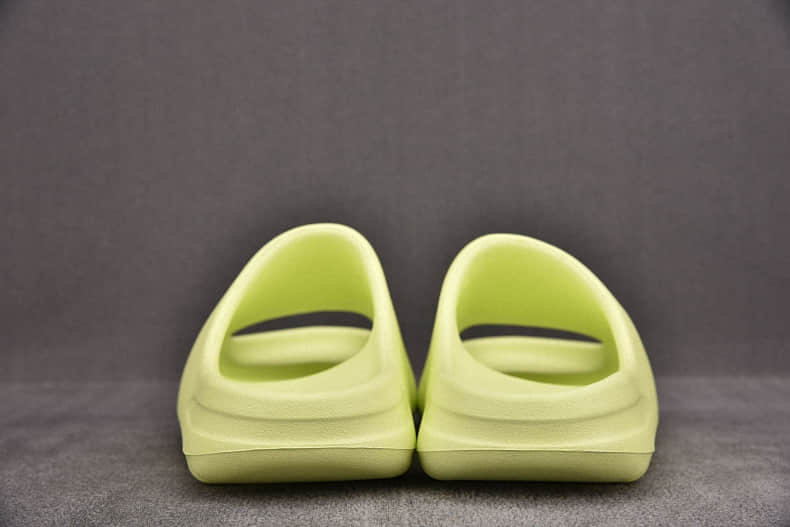 Really Good Fake Yeezy Slide “Glow Green” for Cheap (4)